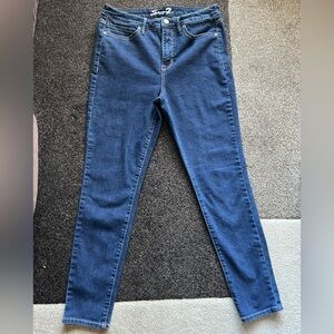 SEVEN 7 WOMEN HIGH RISE SKINNY SUPER SOFT JEANS STRETCH BODY CONTOURING - 10